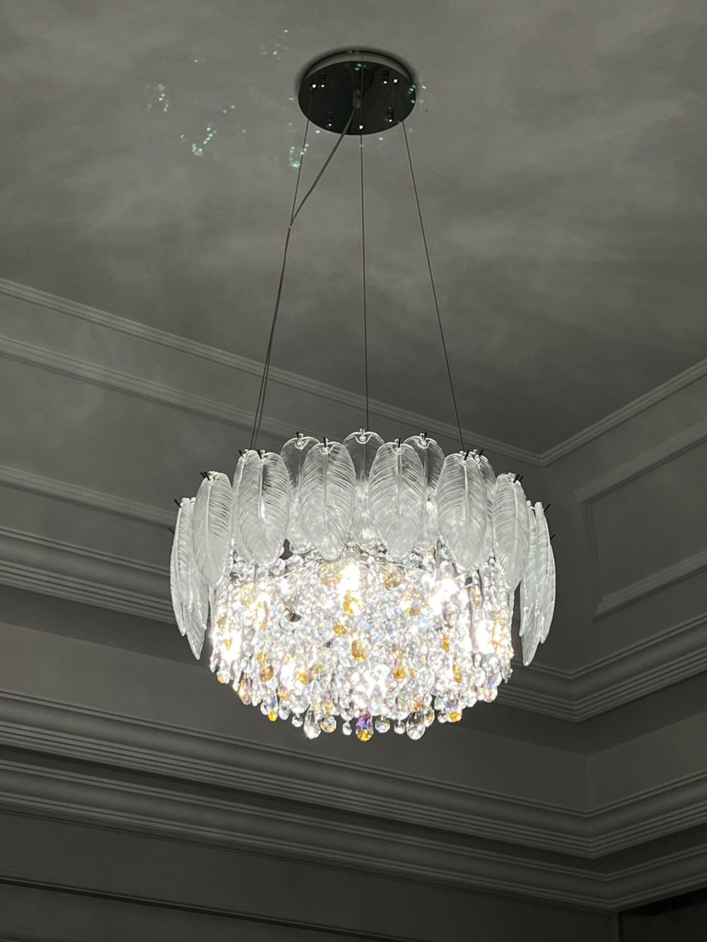Leaf glass crystal chandelier